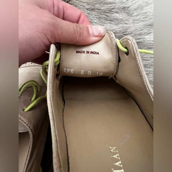 Cole Haan Gramercy Oxford Shoes - Picture 8 of 14